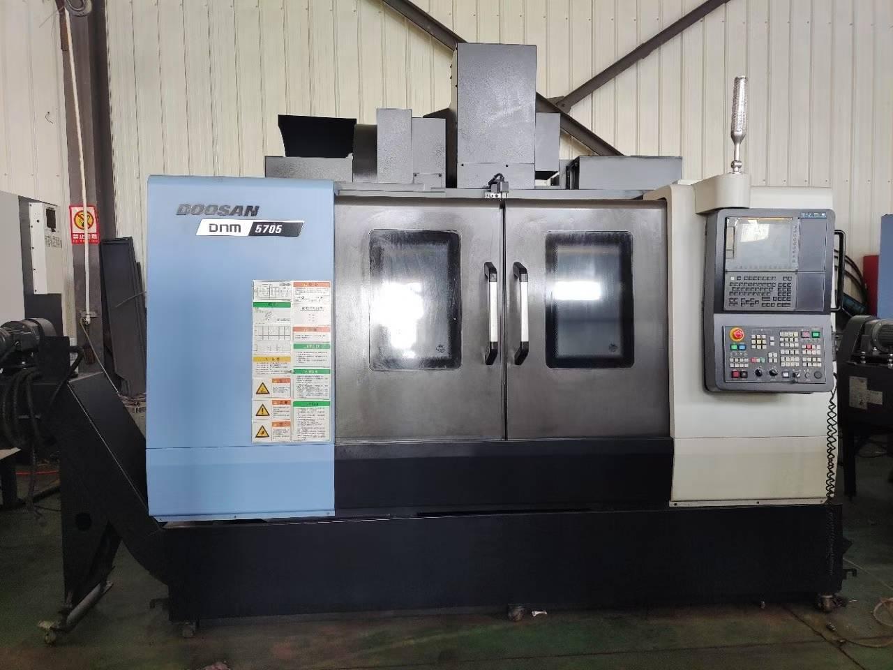 斗山 - DNM5705 - 立式加工中心 斗山 - DNM5705 - 立式加工中心