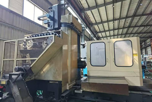 二手东芝 BTD-11E.R13 数控落地镗铣床