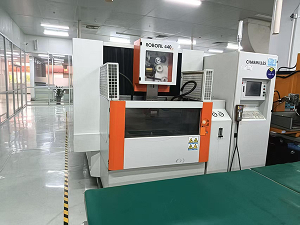 夏米尔 ROBOFIL 440 CC 慢走丝