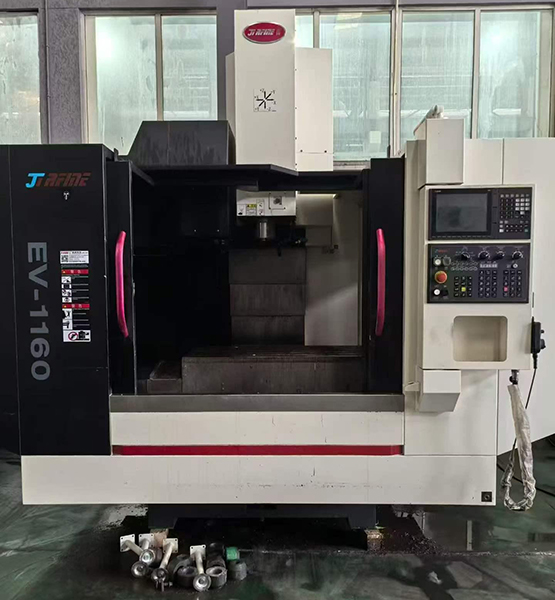 二手乔峰 EV-1160 立式加工中心 二手乔峰 EV-1160 立式加工中心