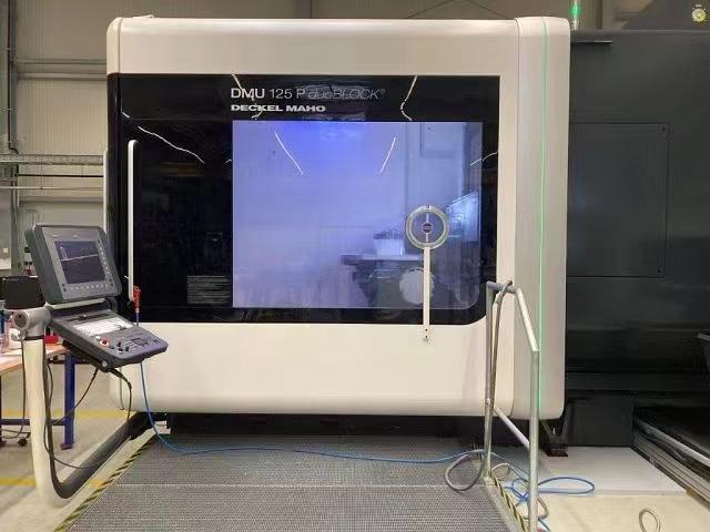 五轴加工中心