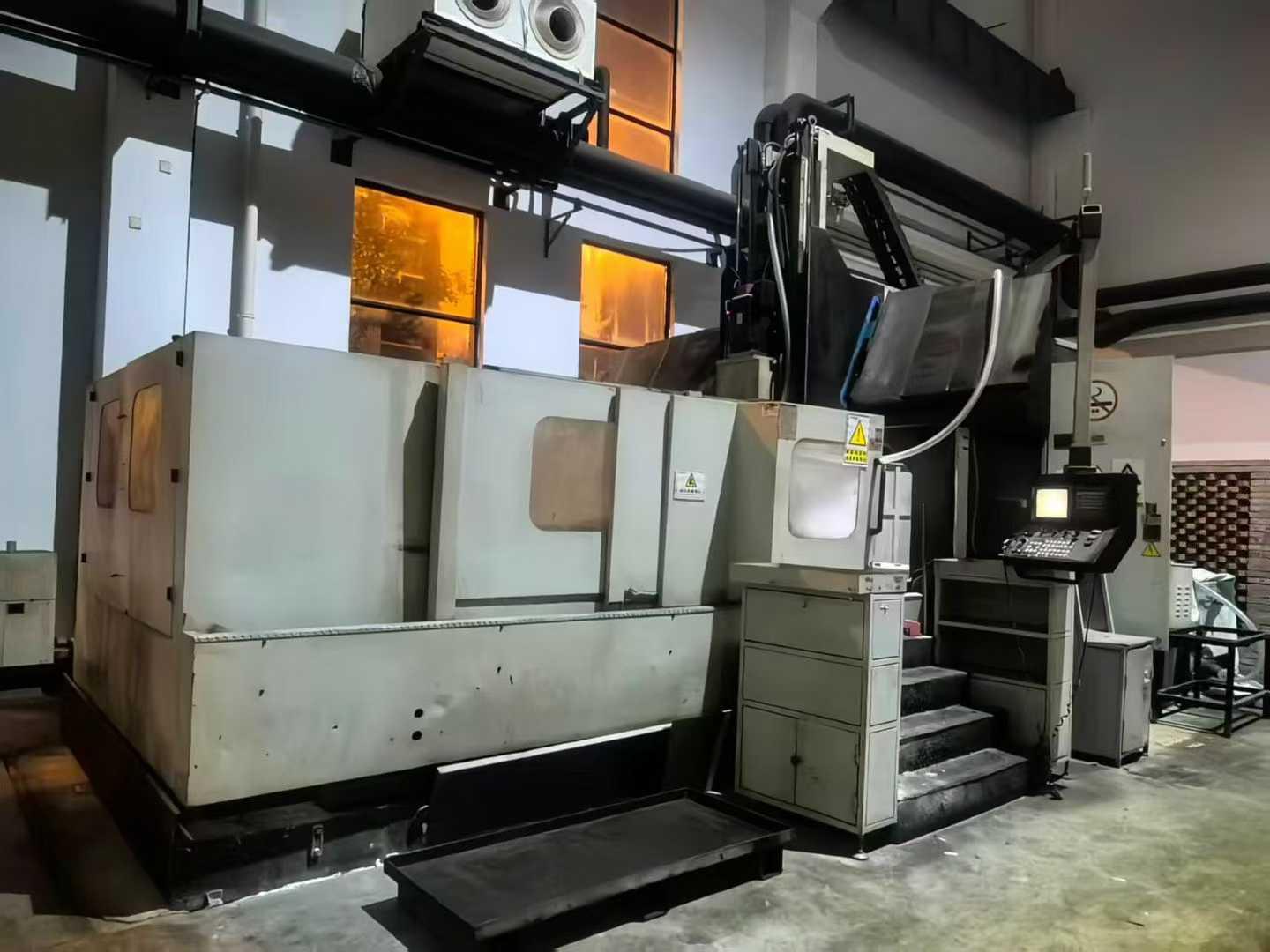 数控龙门镗铣床