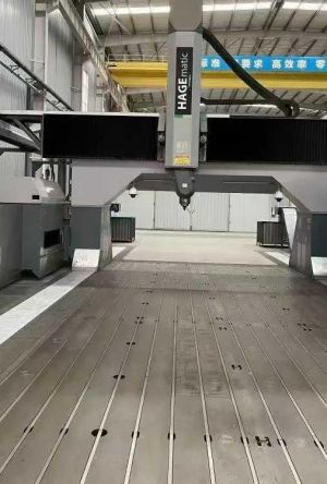 五轴龙门加工中心