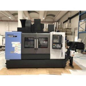 加工中心 Doosan DNM 6700 Machining Center