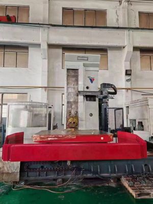 数控镗铣加工中心