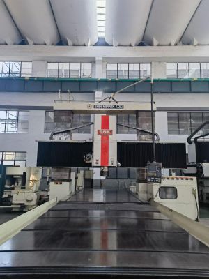 五轴龙门加工中心