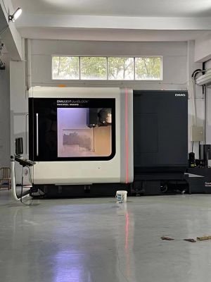 五轴联动加工中心