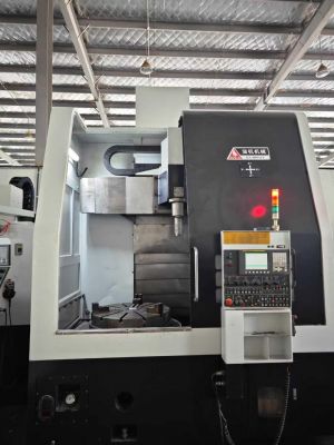 数控立式车床