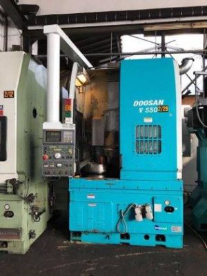 车床 Doosan PUMA V550 Lathe