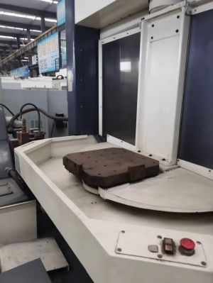 双工作台卧式加工中心