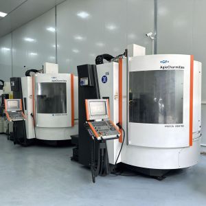 高速加工中心