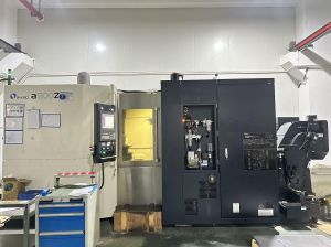 卧式五轴加工中心