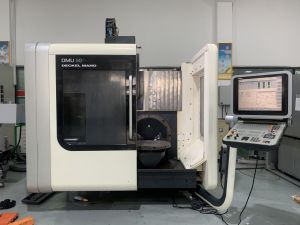 五轴联动加工中心