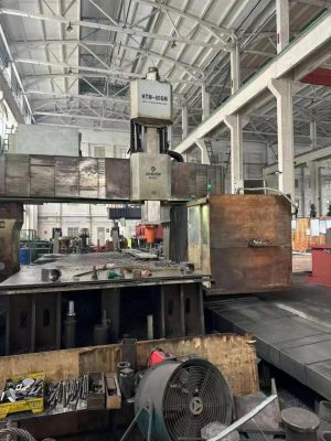 龙门定梁镗铣床