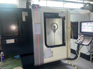 五轴联动加工中心