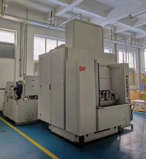 五轴联动加工中心