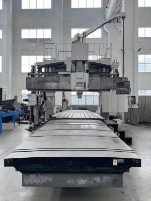 龙门五面体加工中心