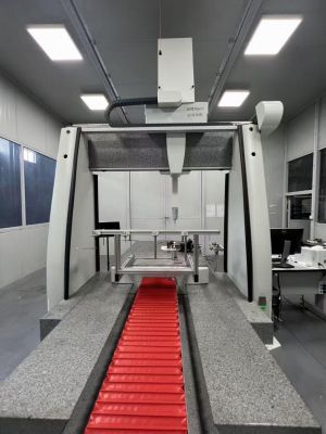 三次元坐标测量仪