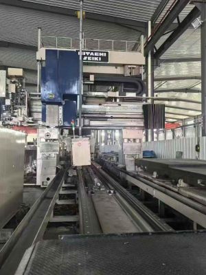 龙门五面体加工中心