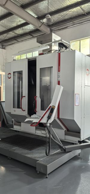 五轴五联动高动态加工中心