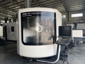 五轴联动加工中心