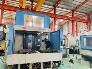 双工位卧式加工中心